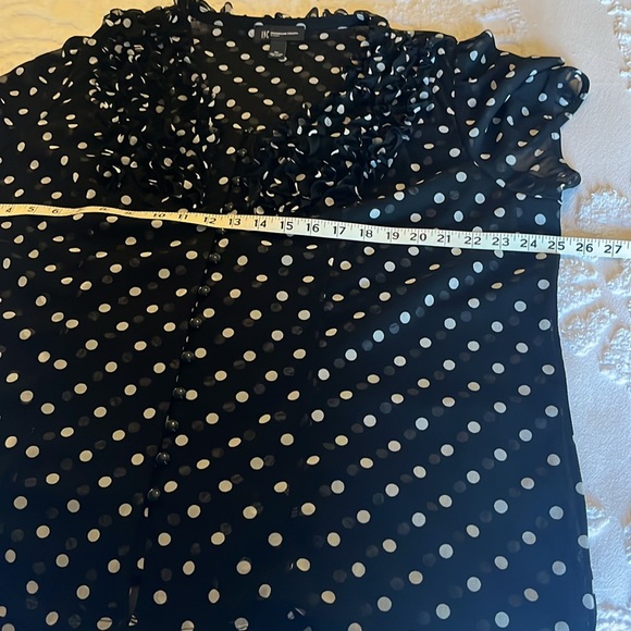 Polka dot blouse - Picture 9 of 9